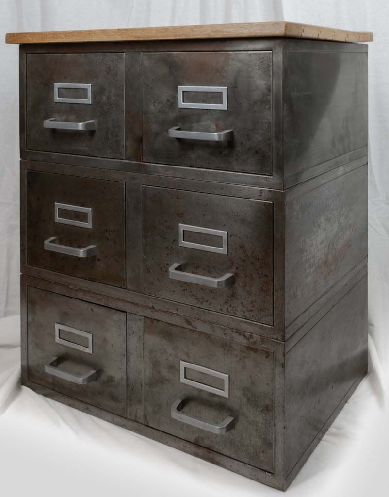 Industrial dresser