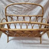 Porte revues rotin de 1970