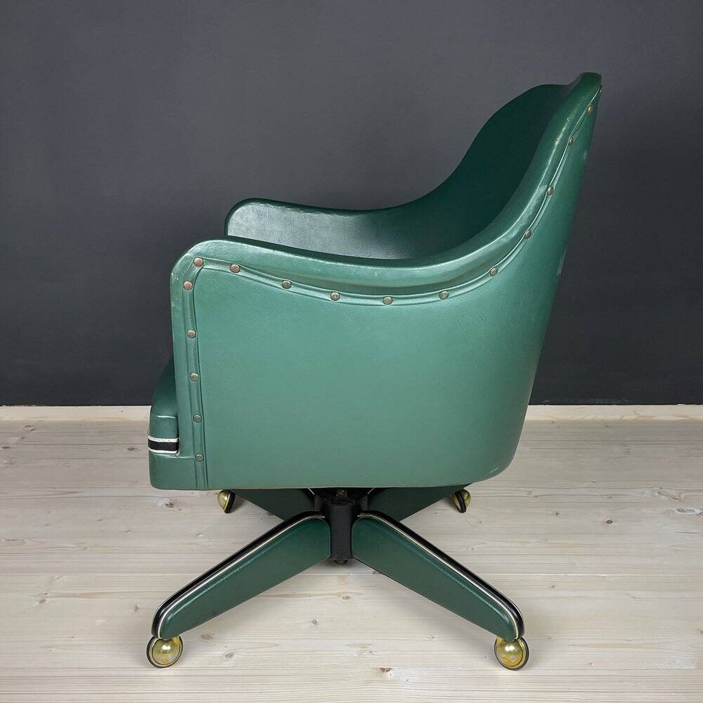 Mid-century green swivel office chair attributed to Umberto Mascagni, Italy, 1950s.