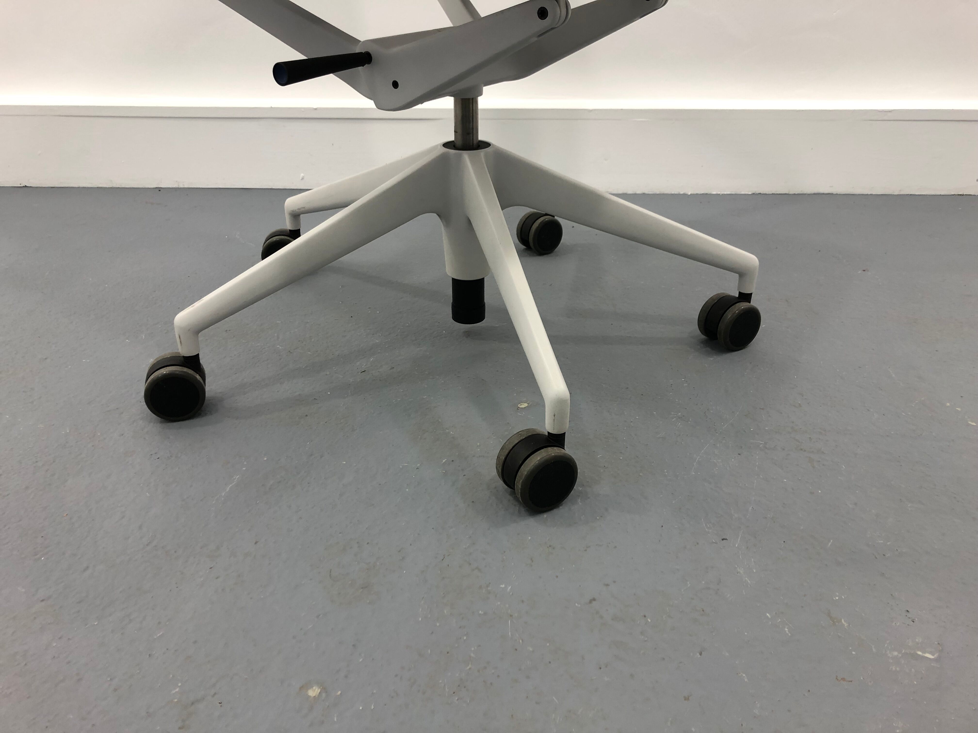 Vitra Physix Office Chair