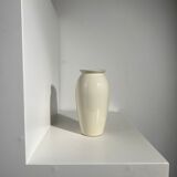 Oblong vase in white ceramic Vintage Habitat