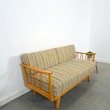 Uitschuifbare slaapbank met kussens, zitbank