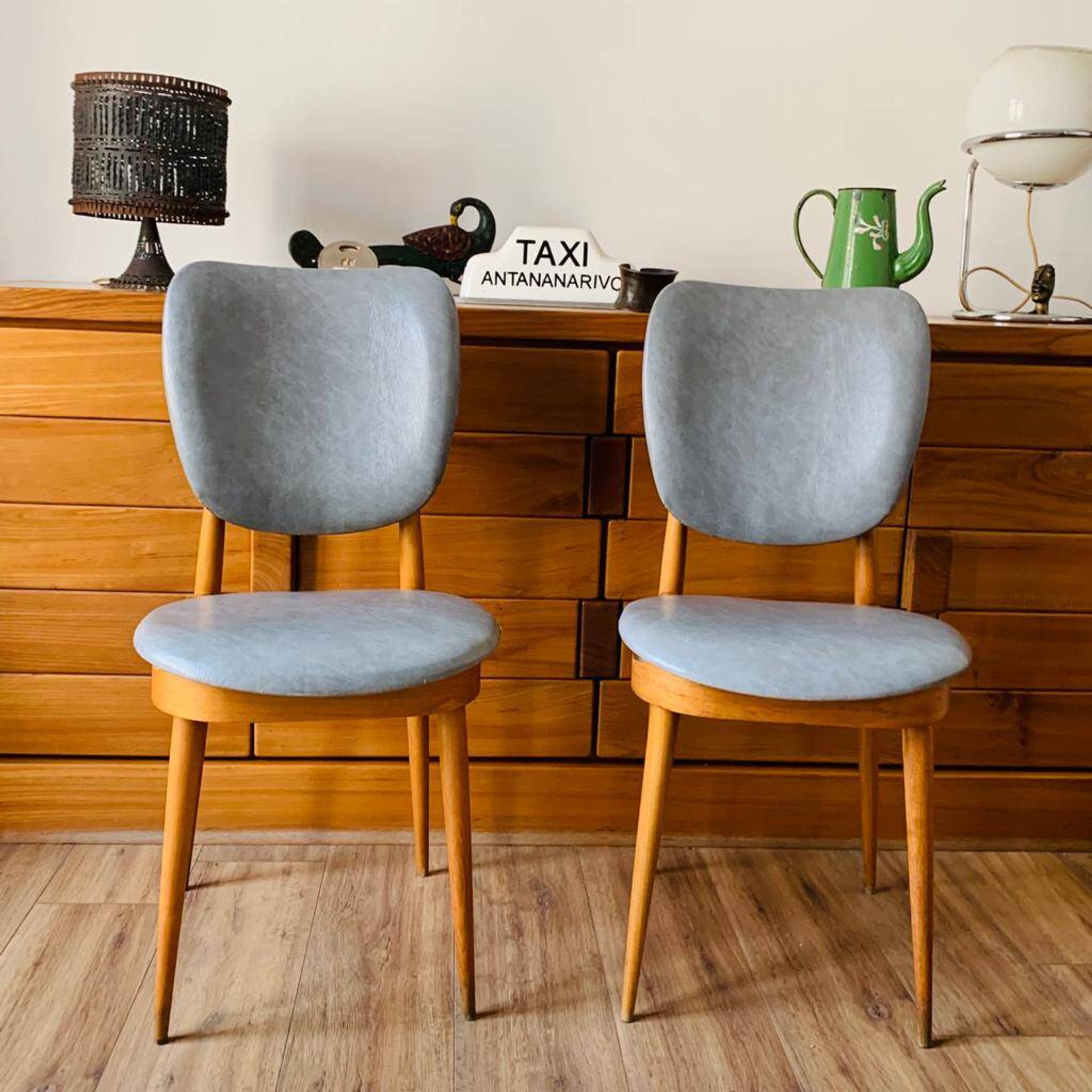 Pair of Pegase chairs by Baumann