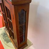 Display case to put down