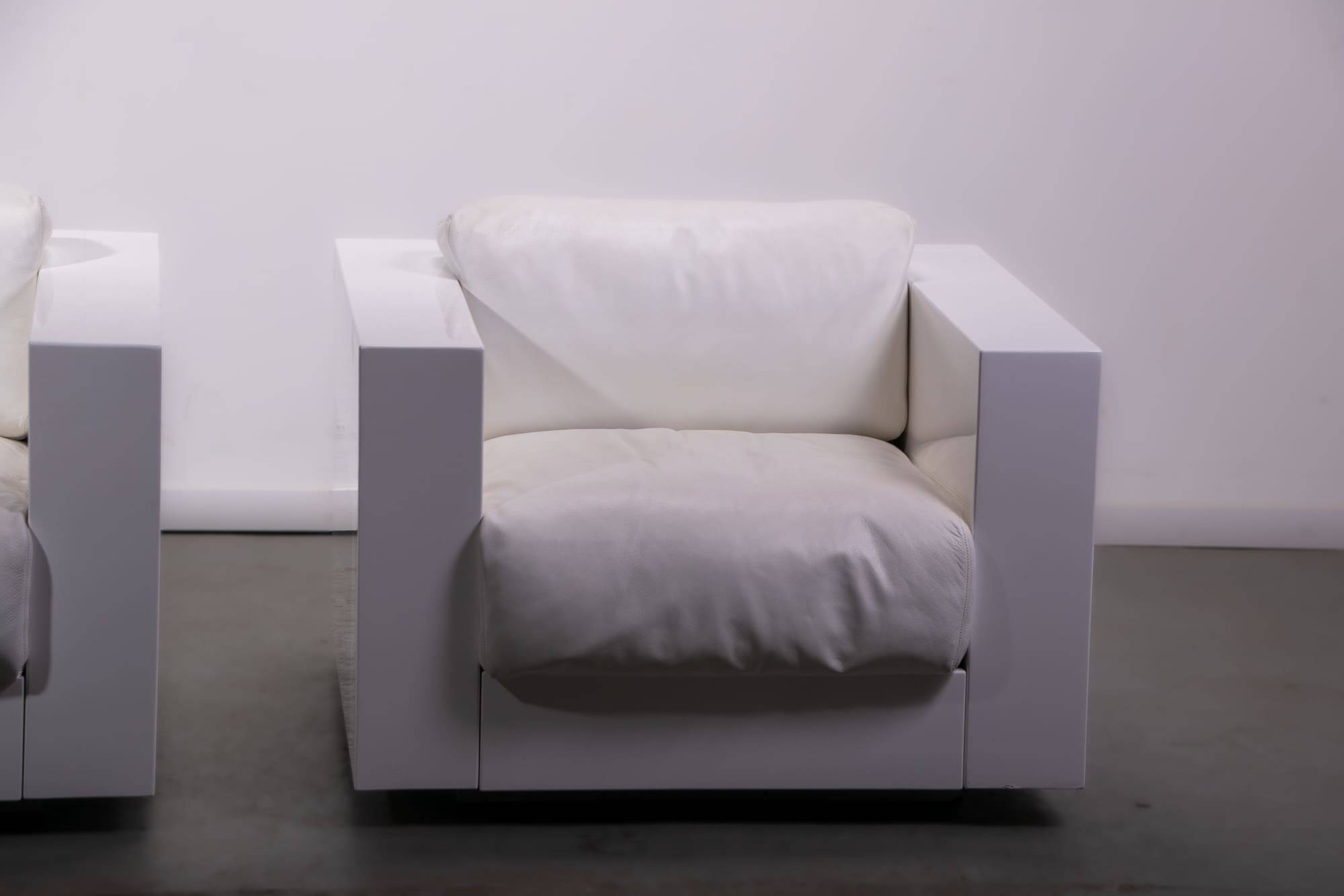 Saratoga armchairs by Lella and Massimo Vignelli for Poltronova