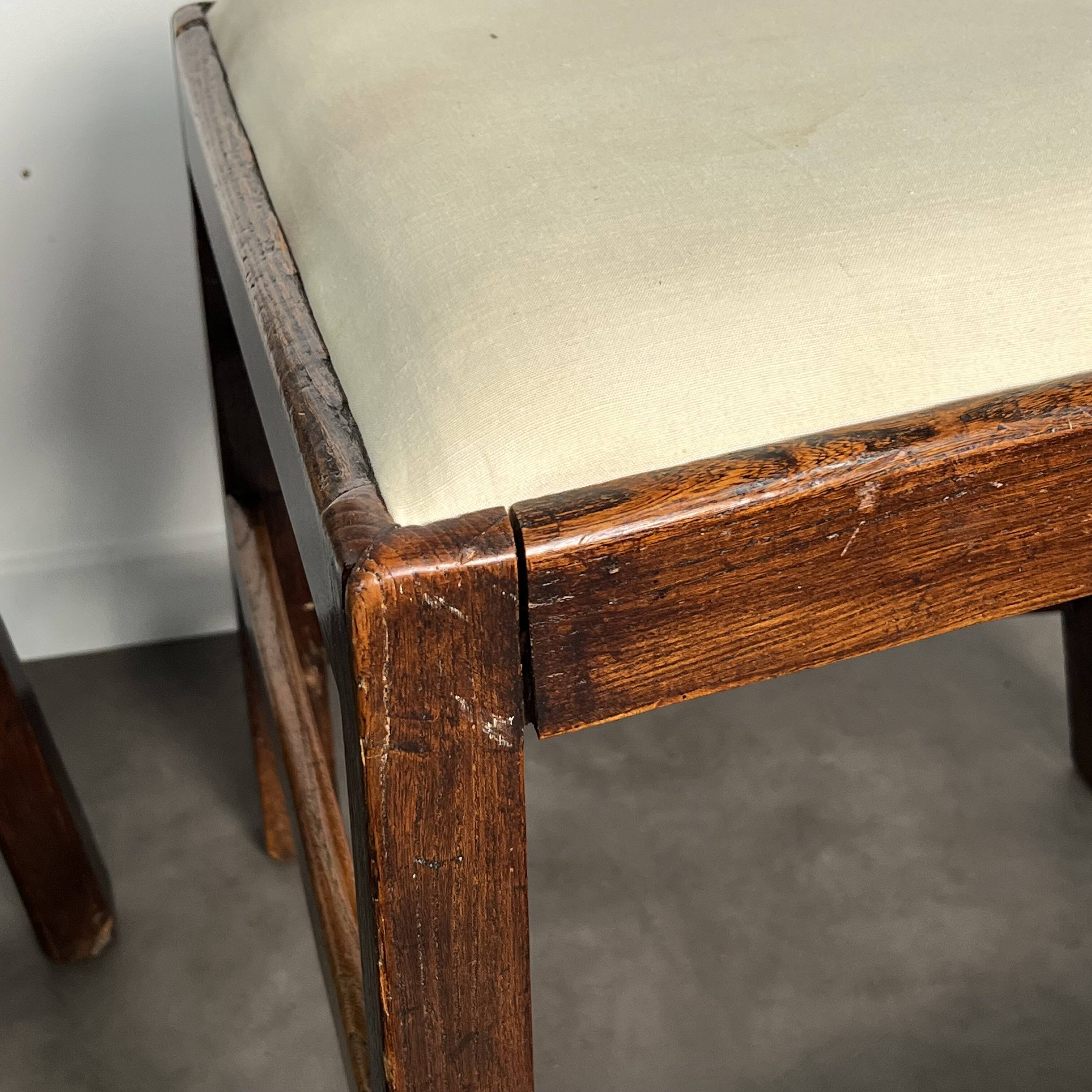 Pair of English Chippendale chairs - oak, 19th century