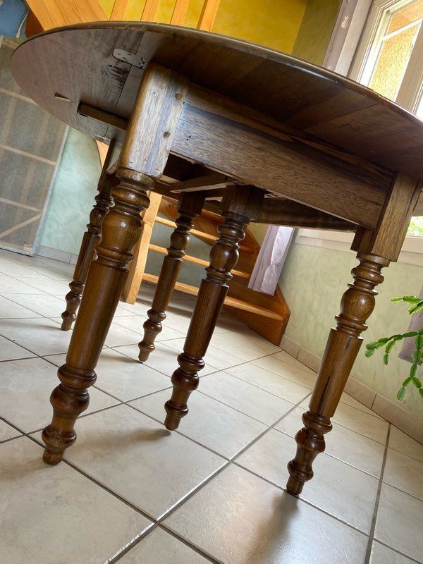 Walnut table