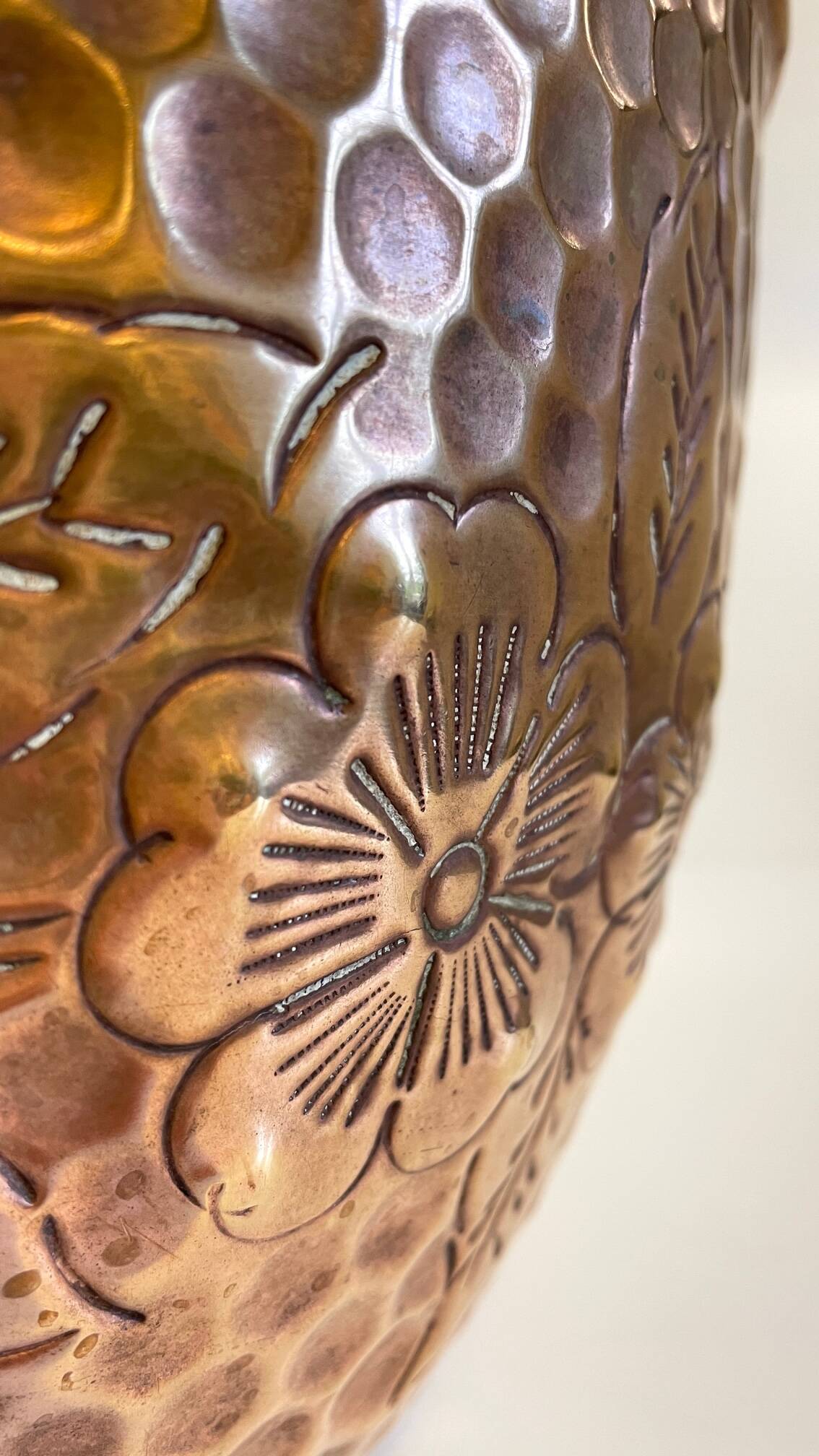 Large planter by villedieu in brass 1970s - 1980s