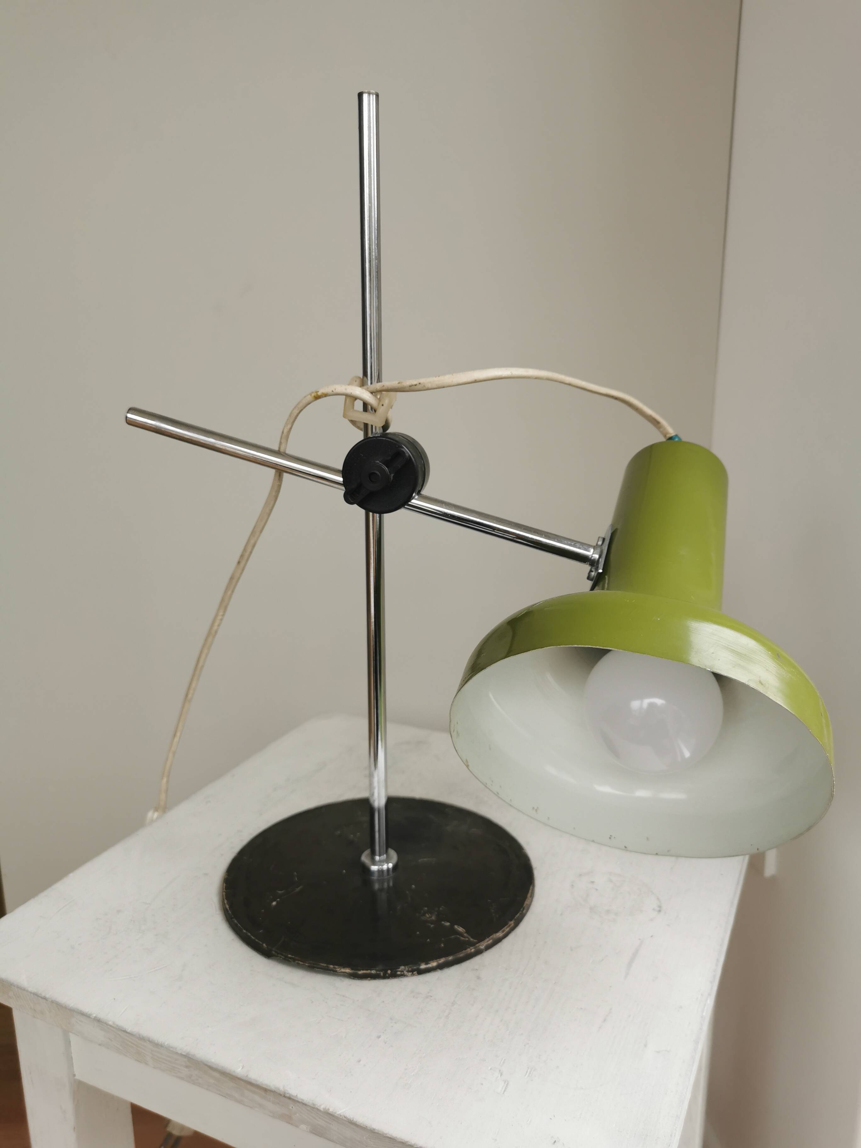Vintage Olive Green Table Lamp, Adjustable Retro Desk Light