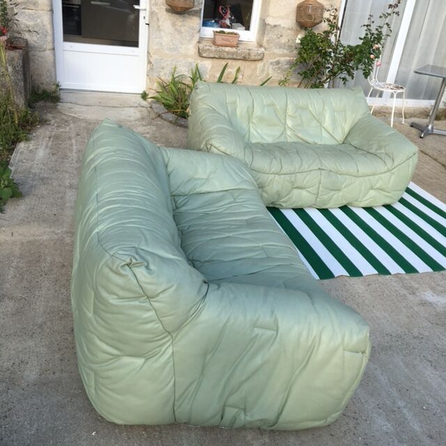 Paire de canapés en cuir  "Informel" de Hans Hopfer Roche-Bobois