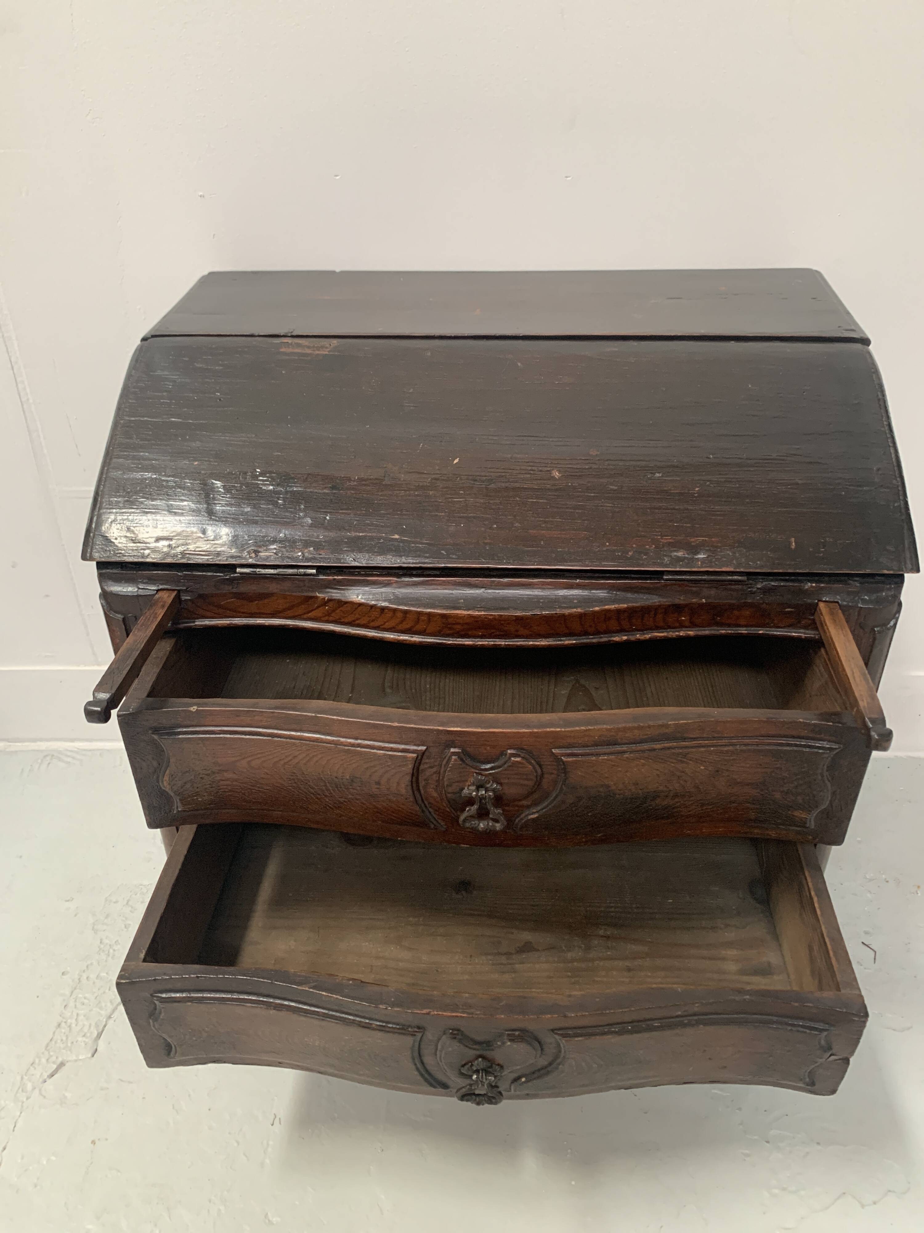 Master piece of furniture in carved oak 18th century chest of drawers