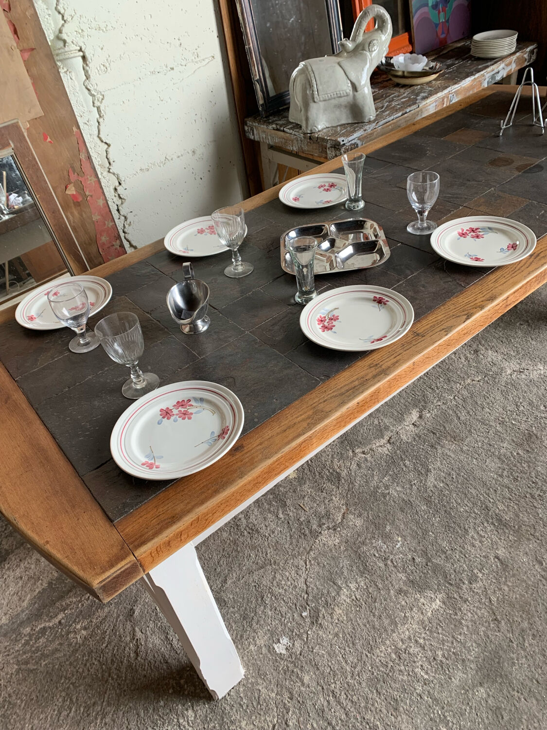 6 vintage floral ceramic dinner plates – retro country style