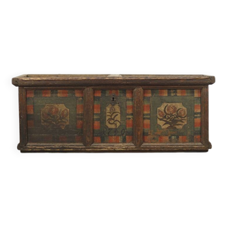 Antique Folk Art Painted bridal chest 1790