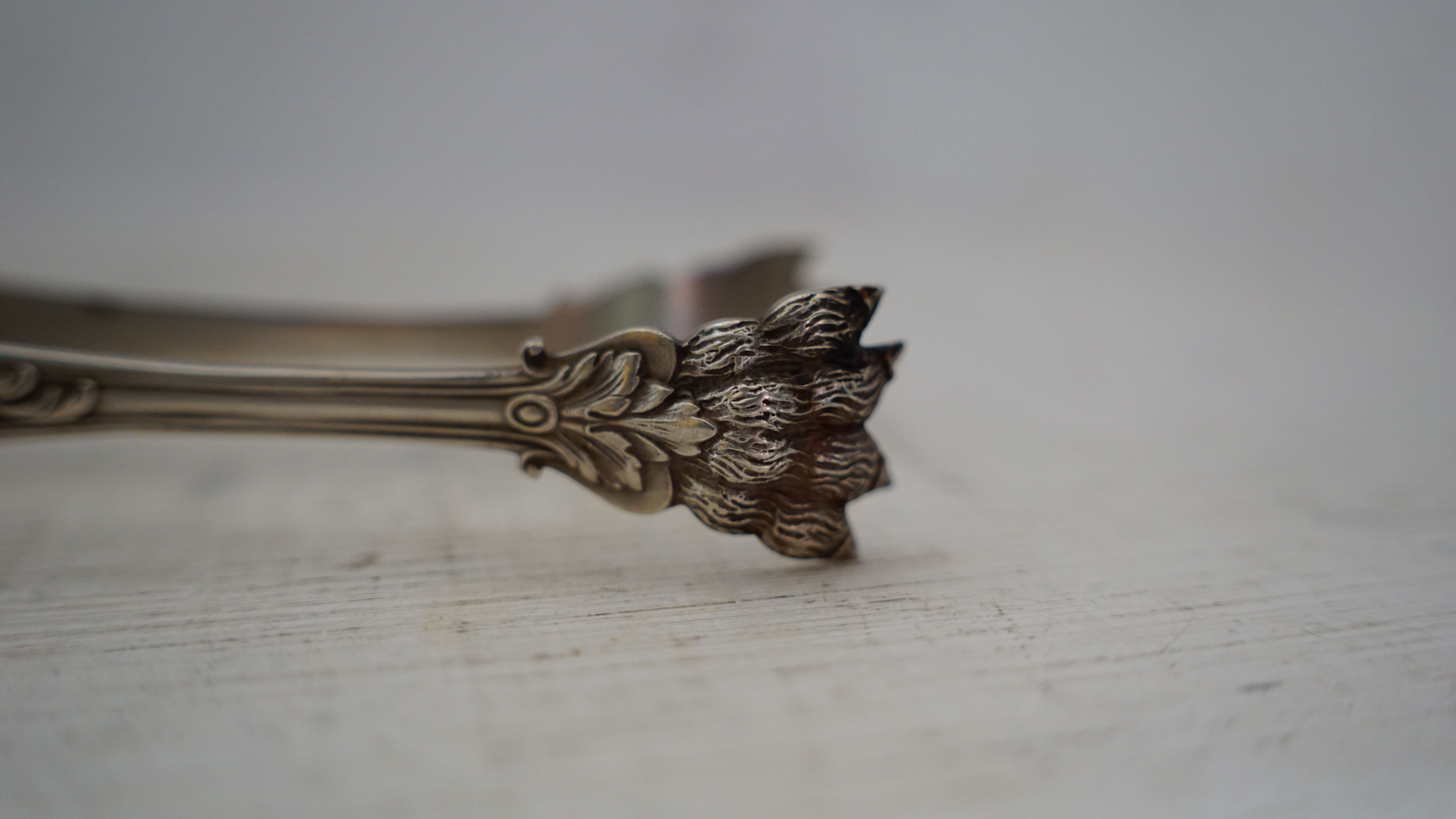Sweetener and silverware clips