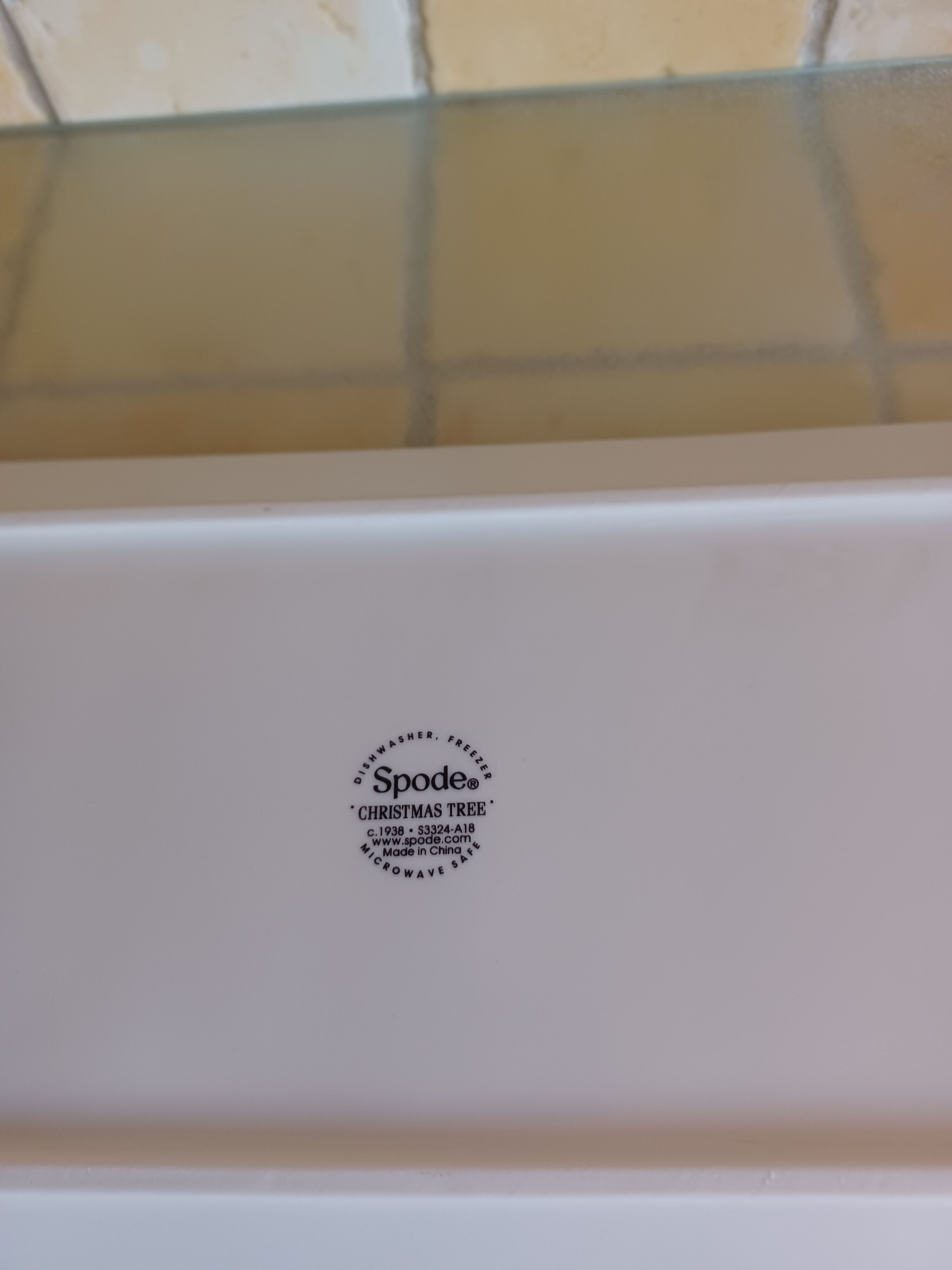 Cake dish, christmas decor