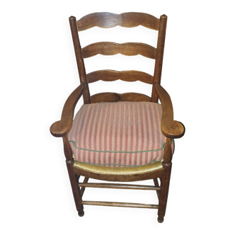 Rustic straw armchair