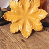 Autumn leaf plate Barbotine