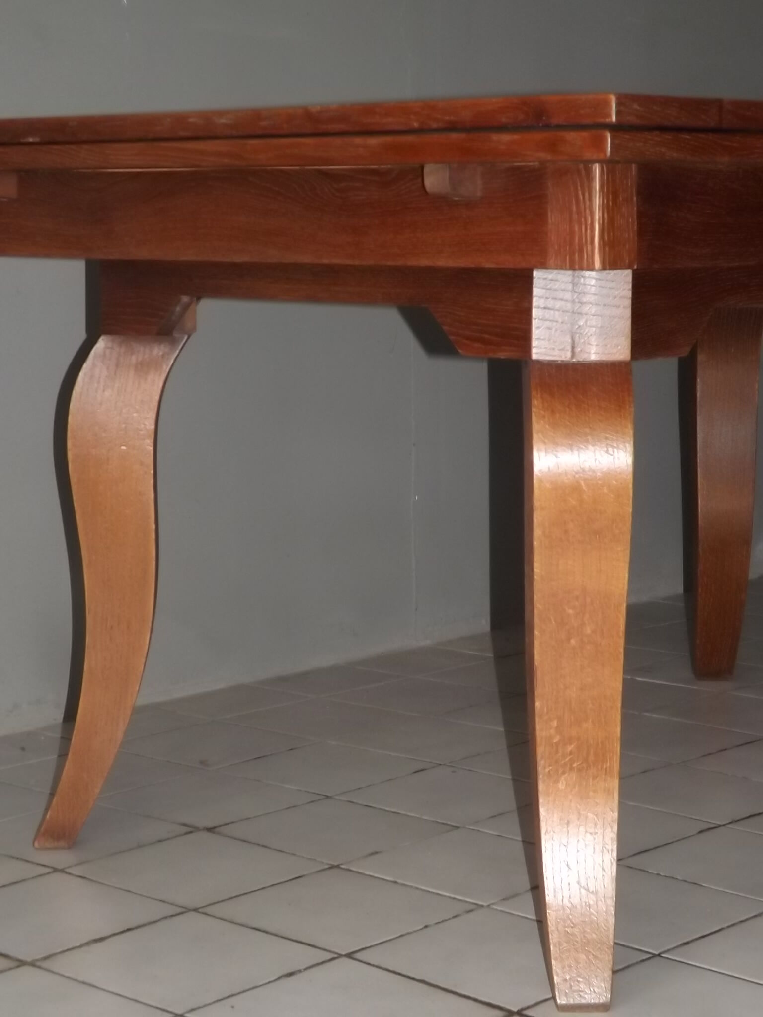 Table expandable oak Gaston fish 1940 art deco