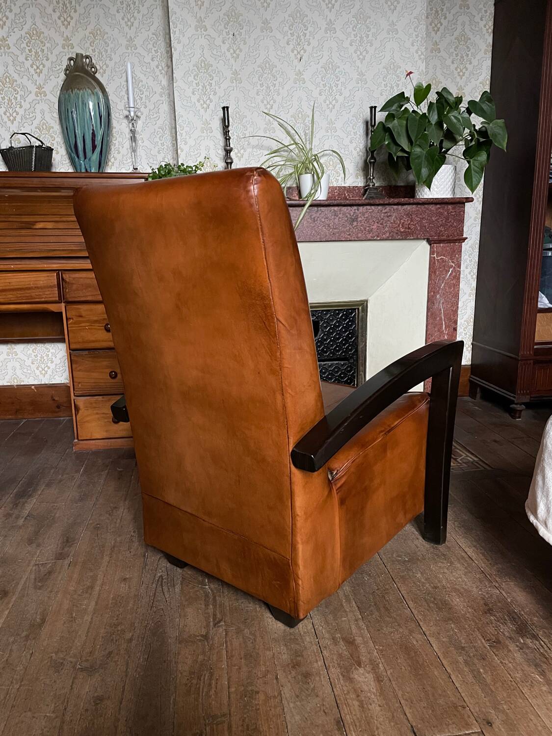 Leather and wood armchair from the 1930s - art deco - brown