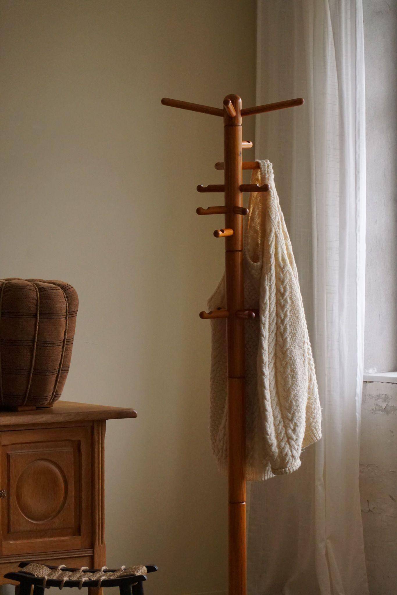 Decorative coat rack in solid pine, mid-century Danish style, 1970s.