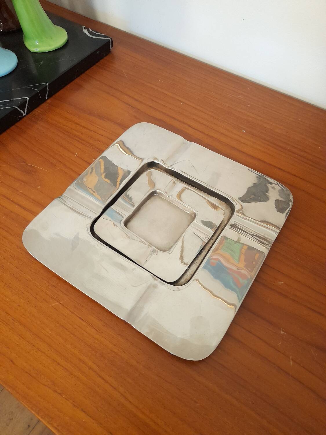 Geometric minimalist ashtray