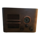 Old wooden radio set in wood lamp for decoration or collection