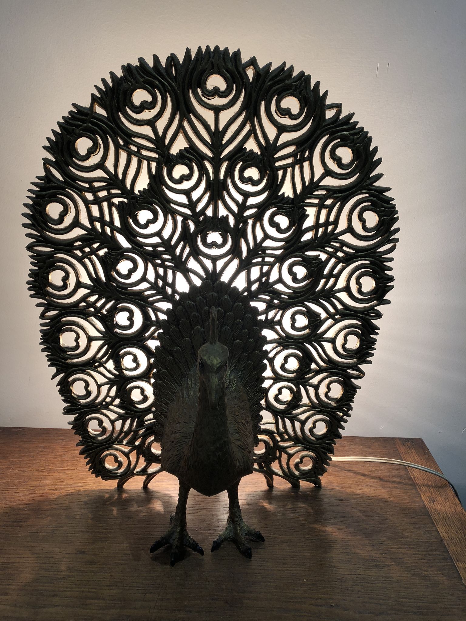 Lampe paon dorée