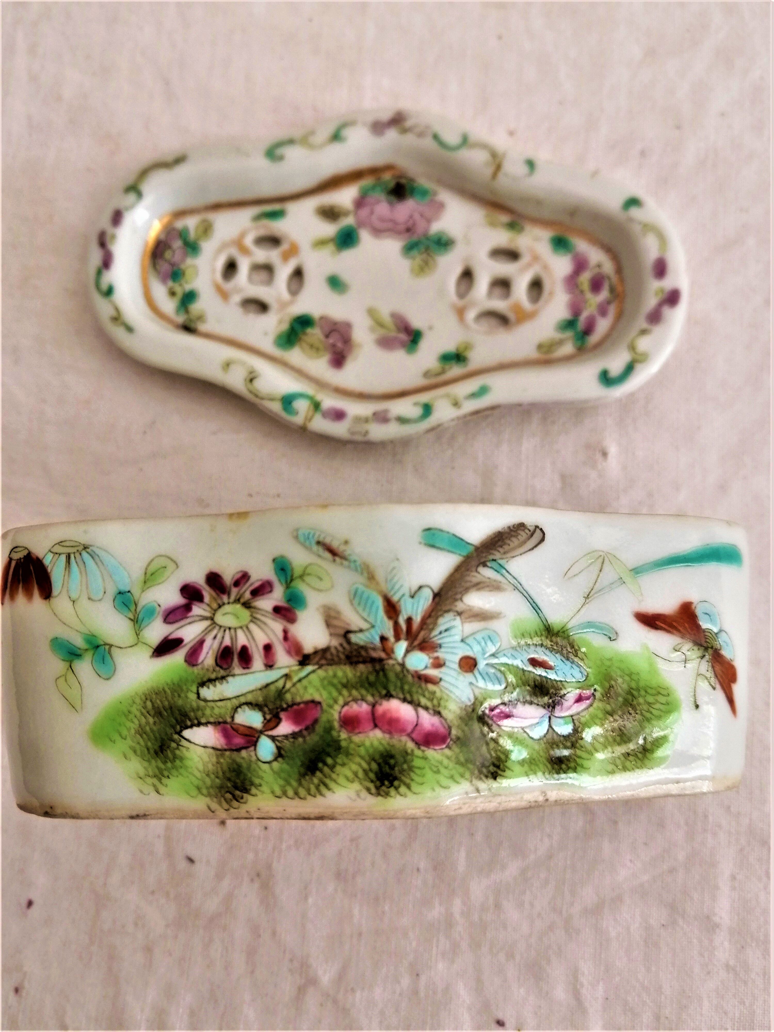 CHINESE PORCELAIN CRICKET BOX. LATE NINETEENTH