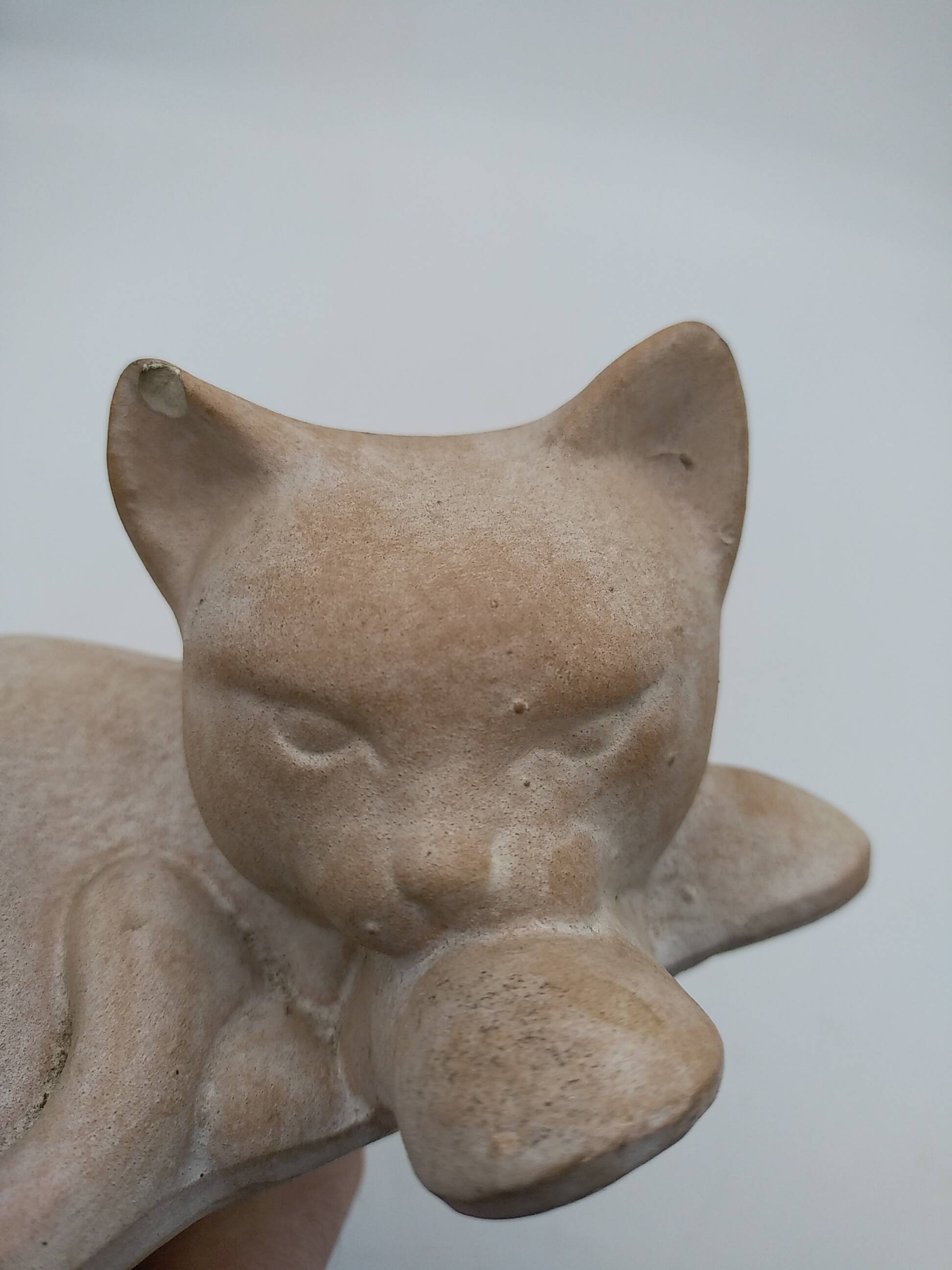 Ceramic cat Hubert Olivier
