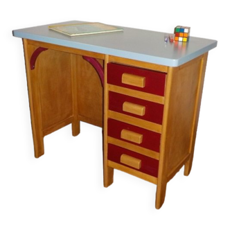 Children's desk