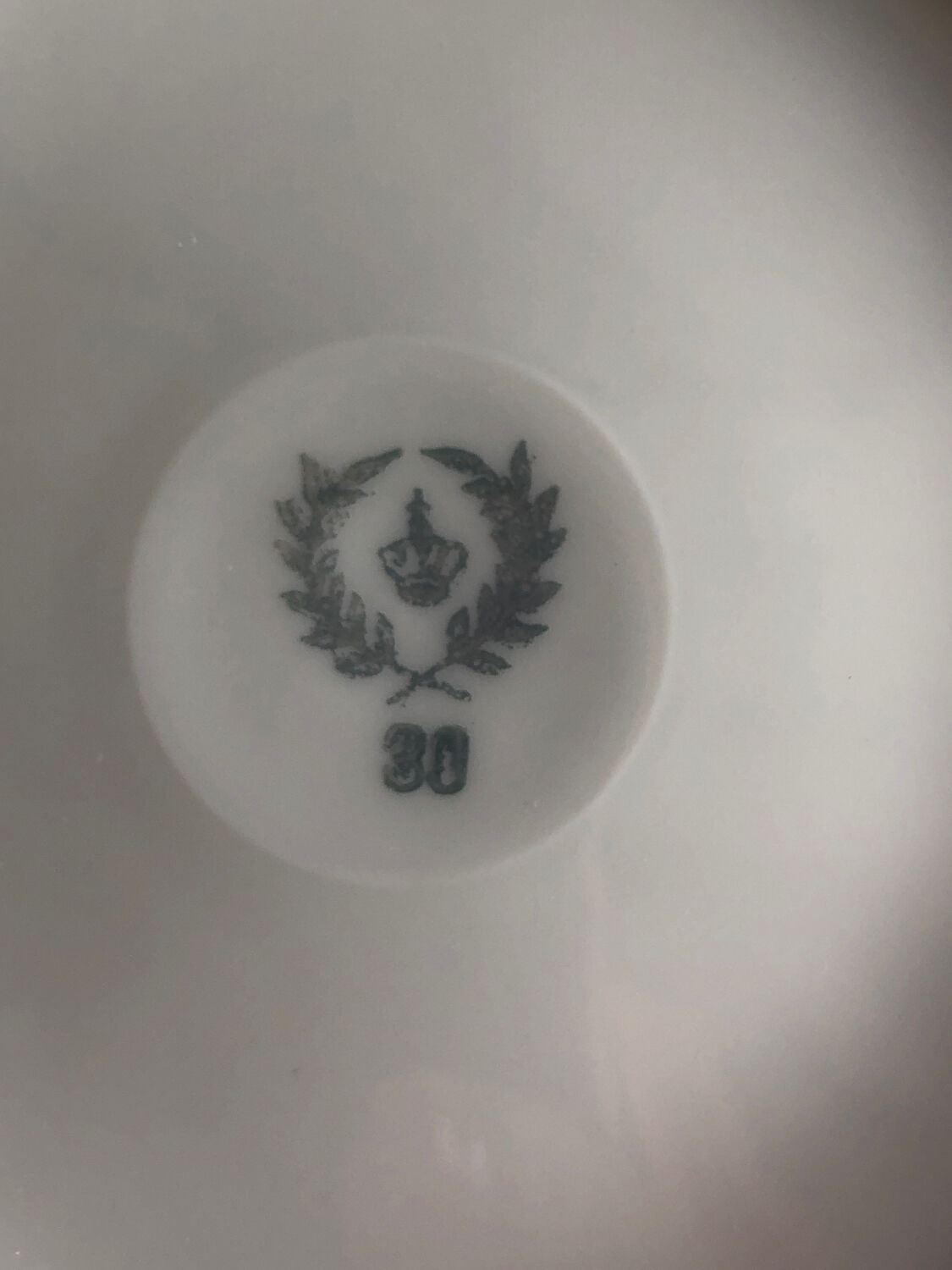 6 dessert plates with silver border in white porcelain