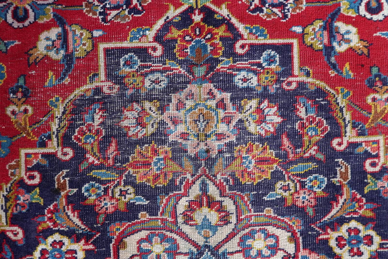 Antique Kashan wool rug, medallion & allover floral, crimson & navy, c. 1920s — 283 × 384 cm — 1C1279