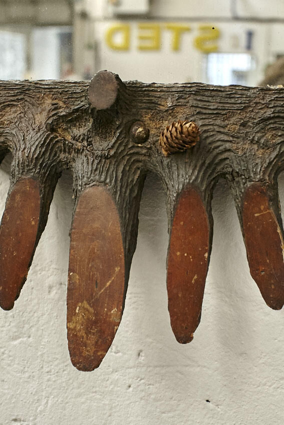 Black Forest mirror 97x64cm