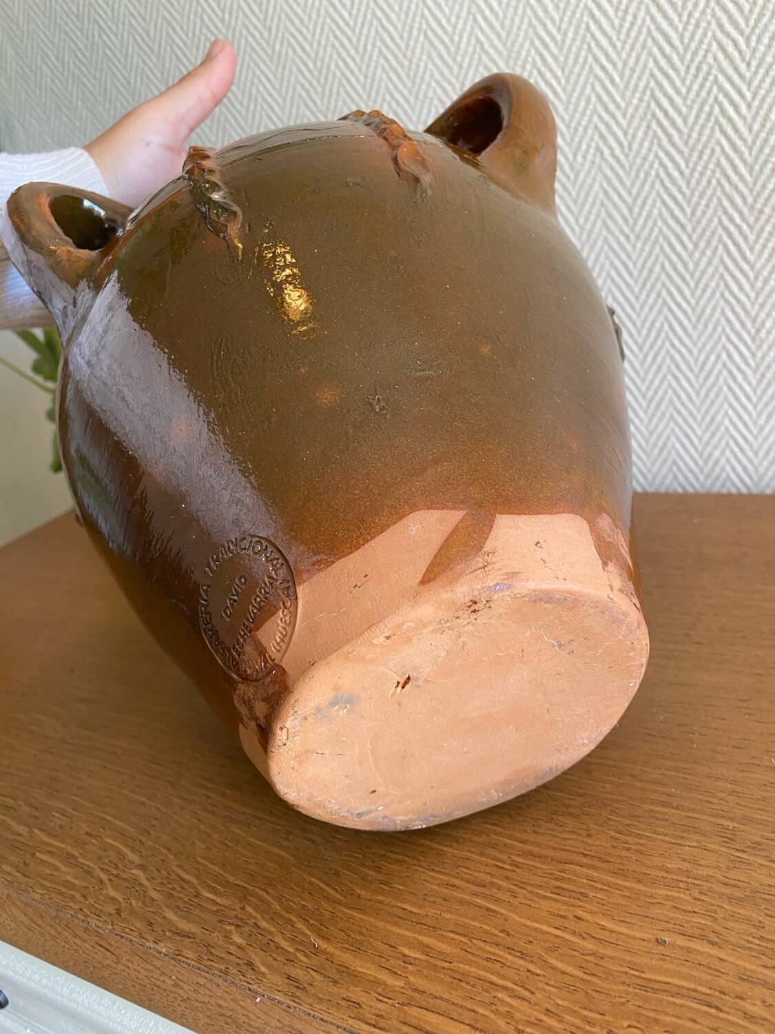 David Echevarría handcrafted jar