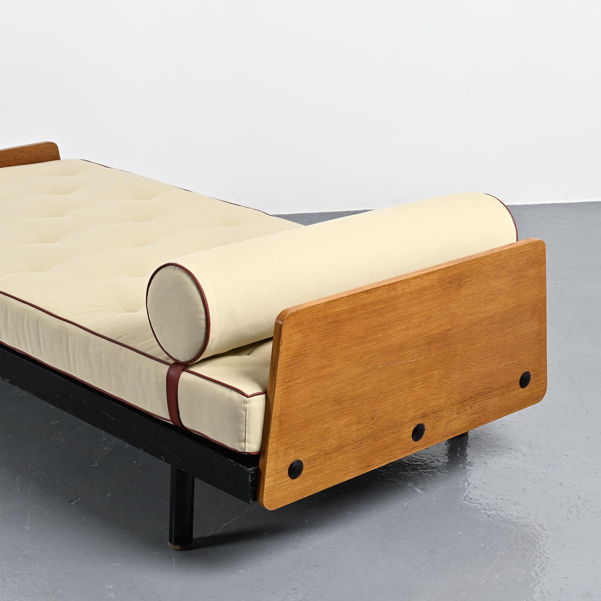 Lit de jour SCAL par Jean Prouvé, circa 1955