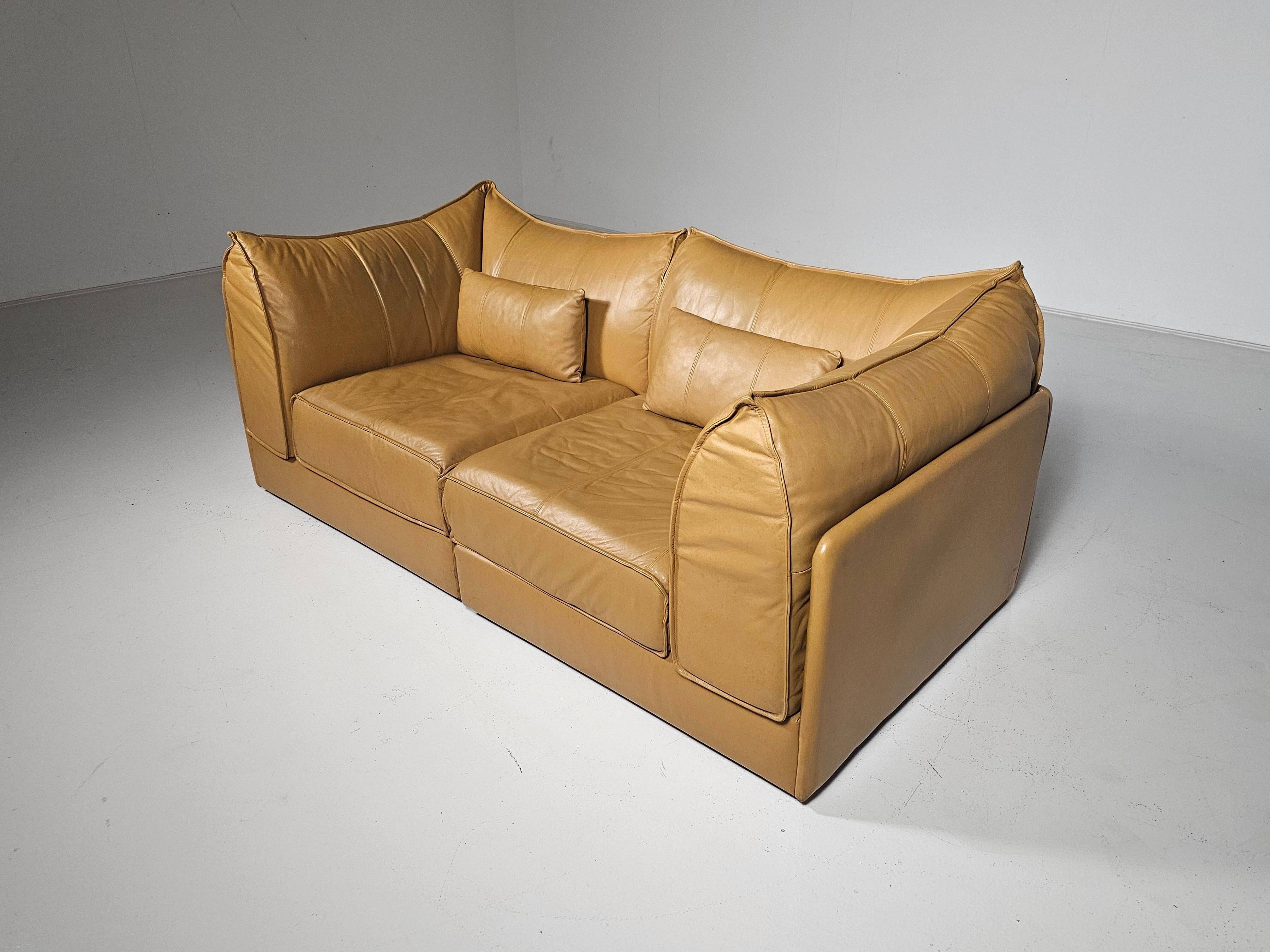 "Pagoda" sectional sofa for 2 in tan leather by De Sede DS-19, 1970s.