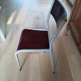 Chaise écolier relookée