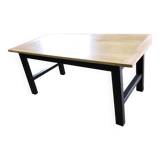 Farm table