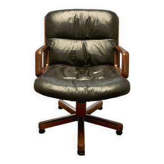 Vaghi • Italian Design • Vintage black leather executive chair from the 70s