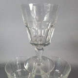 6 Baccarat crystal wine glasses in perfect condition S820