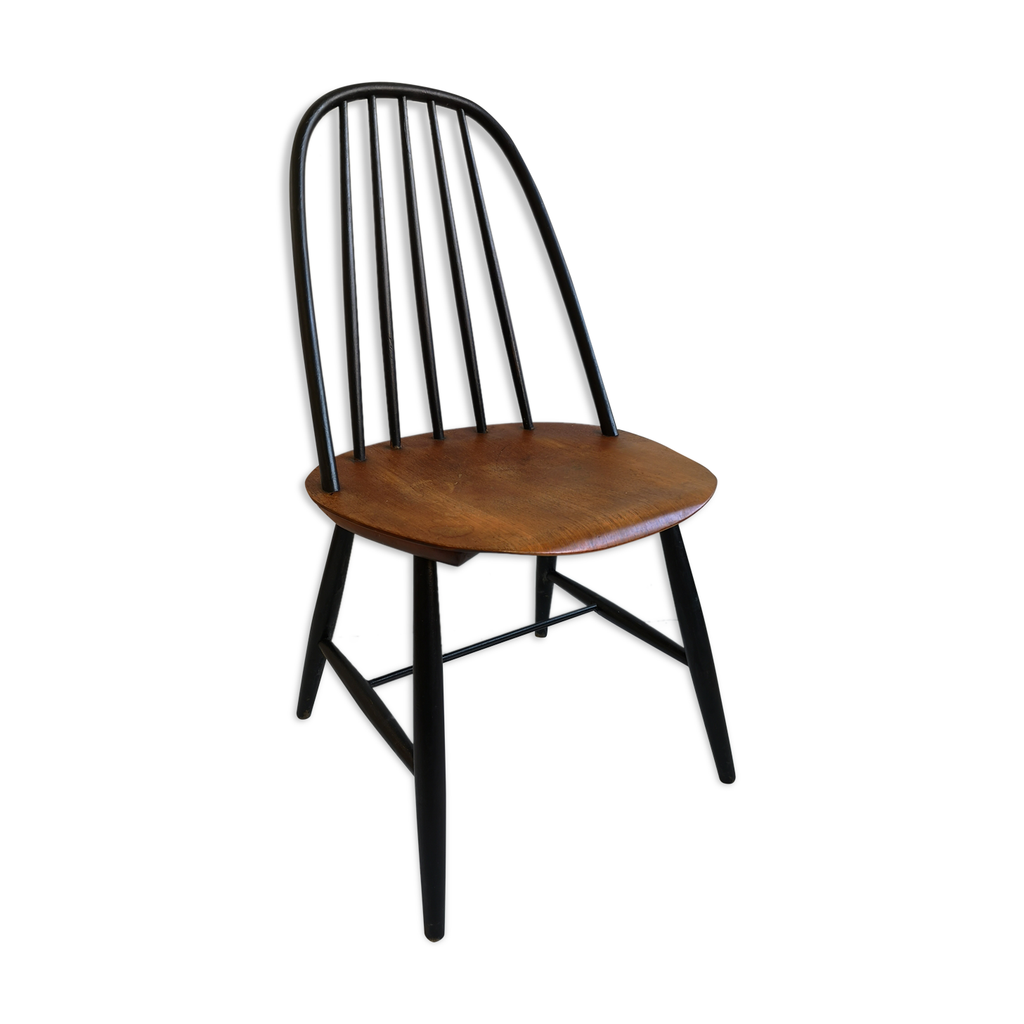 Scandinavian chair in dark and black wood