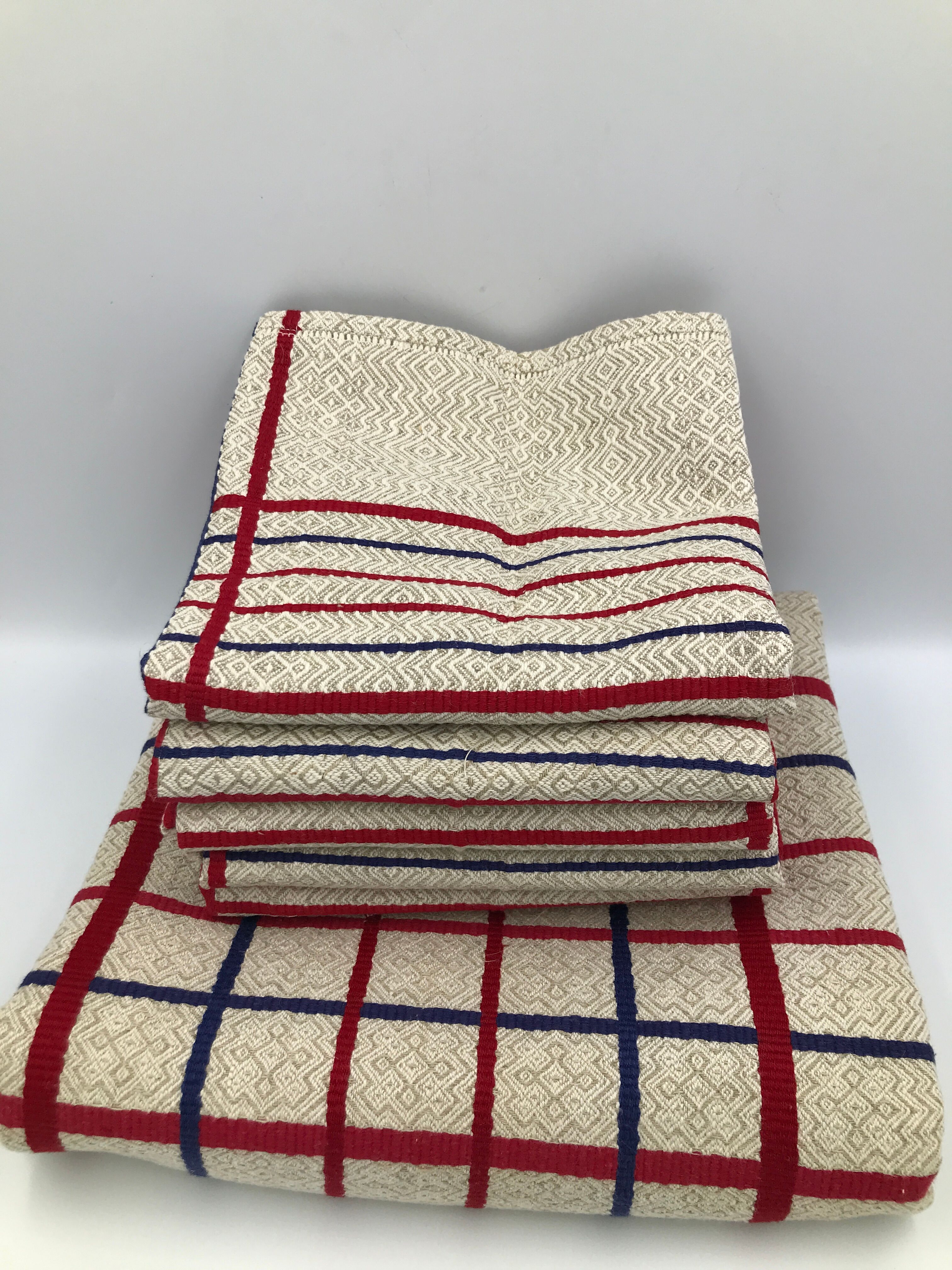 Nappe and 6 old cotton and linen towels