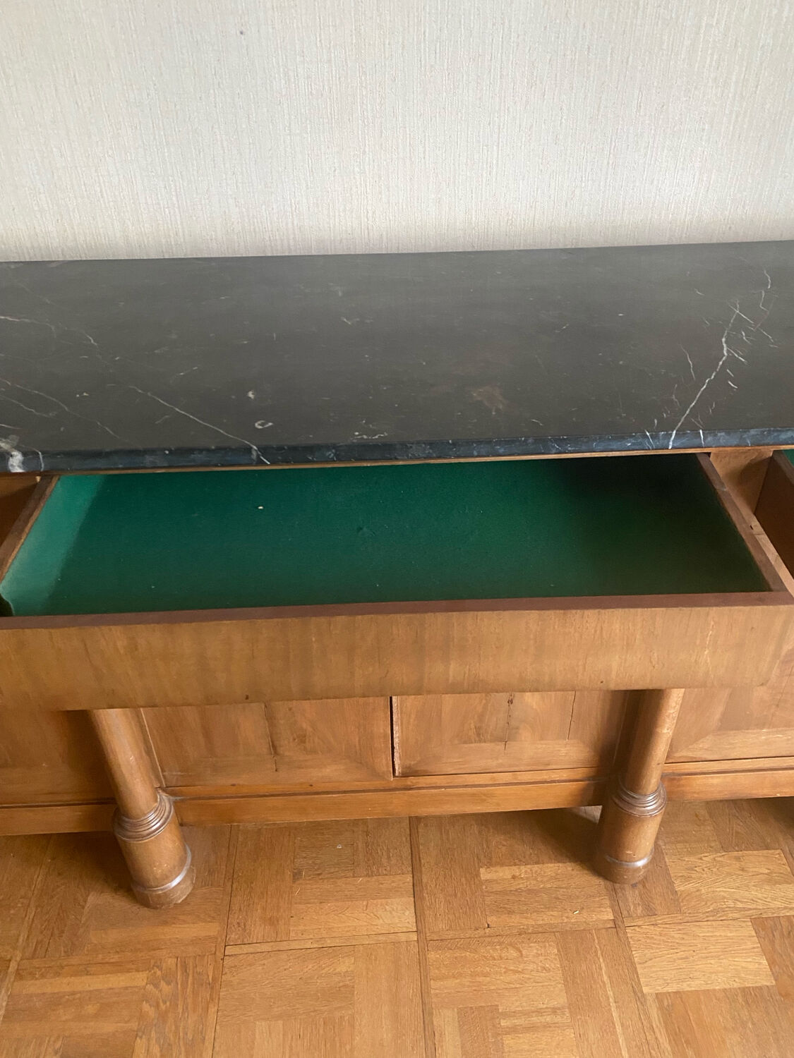 Enfilade Empire period and not style. No shipping.