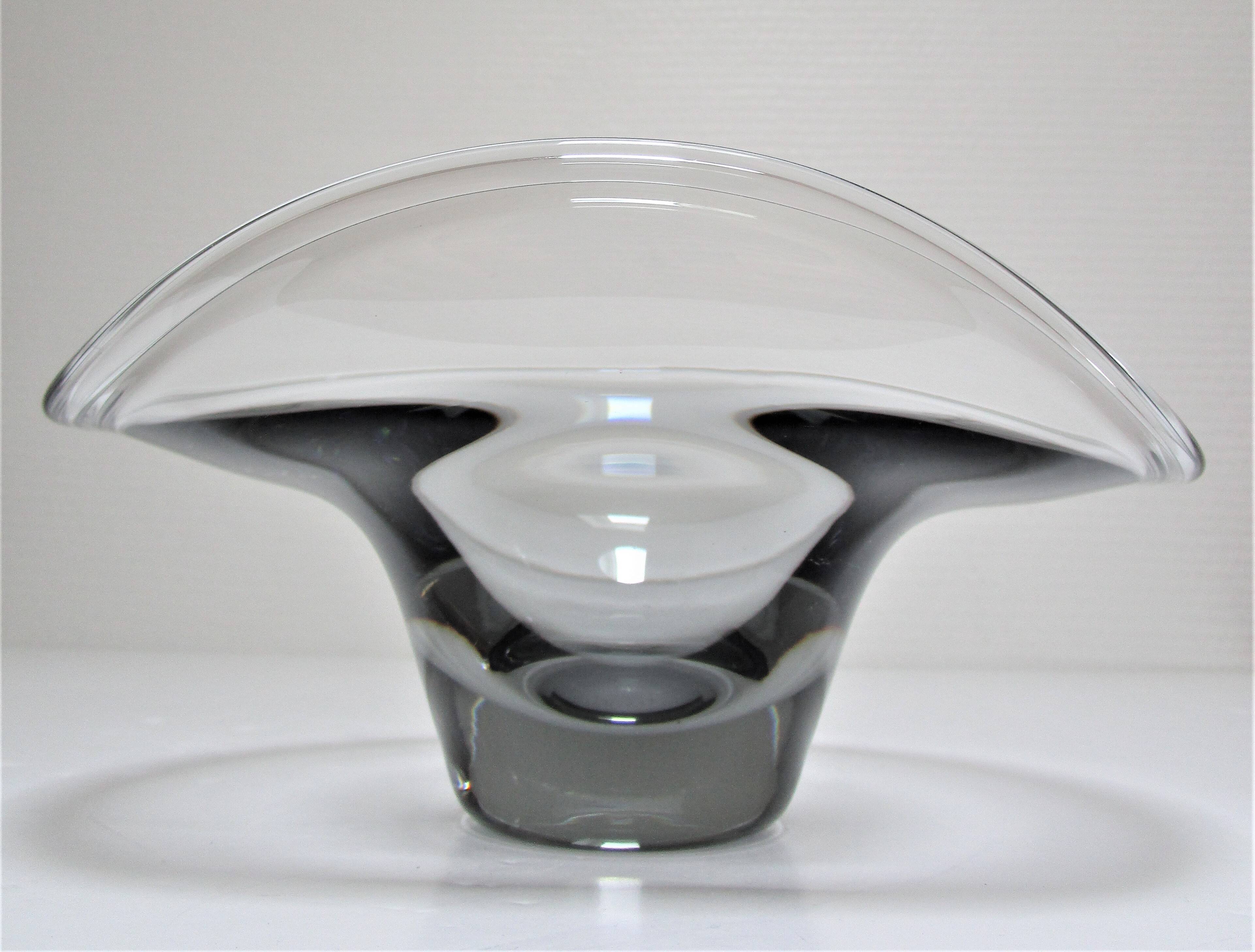 glass bowl vicke lindstrand kosta design stamped