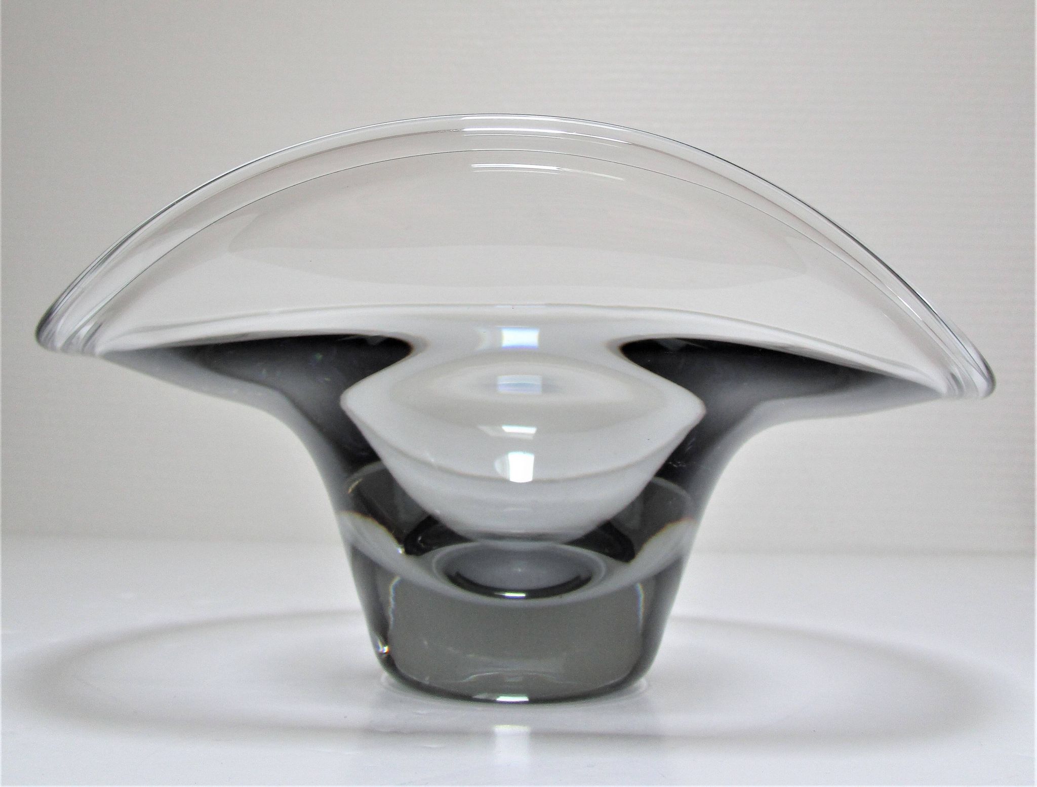 coupelle verre vicke lindstrand kosta design estampillé