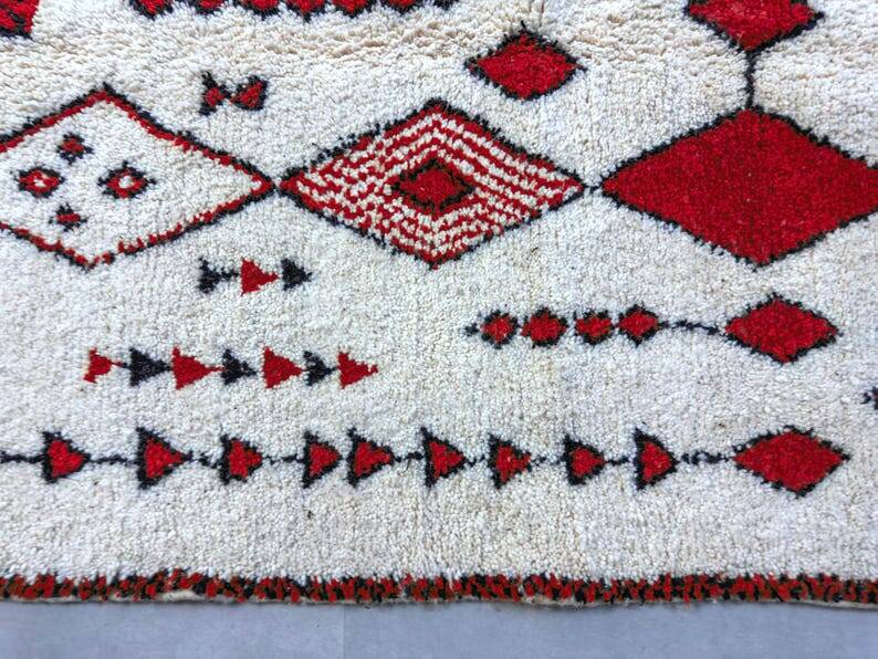 Tapis en laine rouge et blanc 250cmx150cm