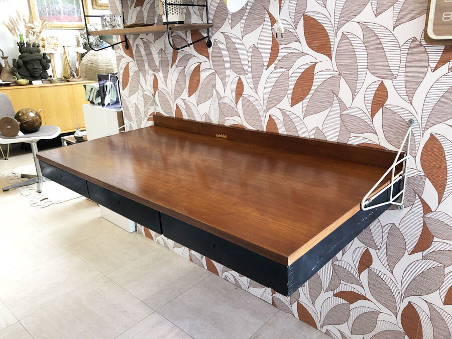 Bureau suspendu vintage, 1960