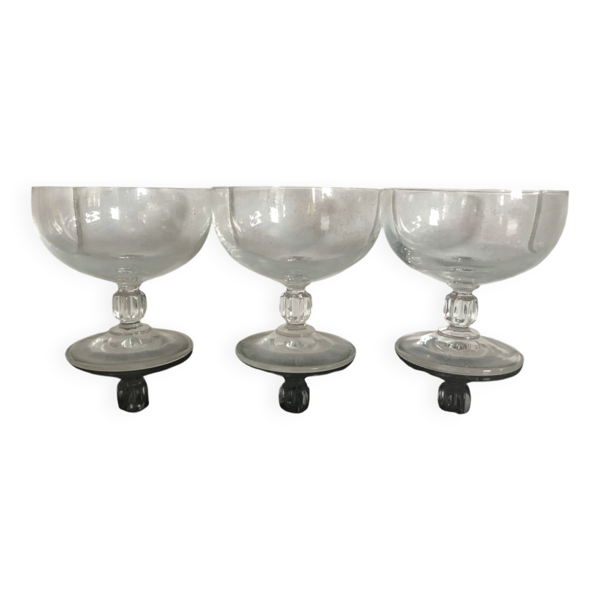 3 vintage coupe glasses in semi-crystal, for champagne or dessert.