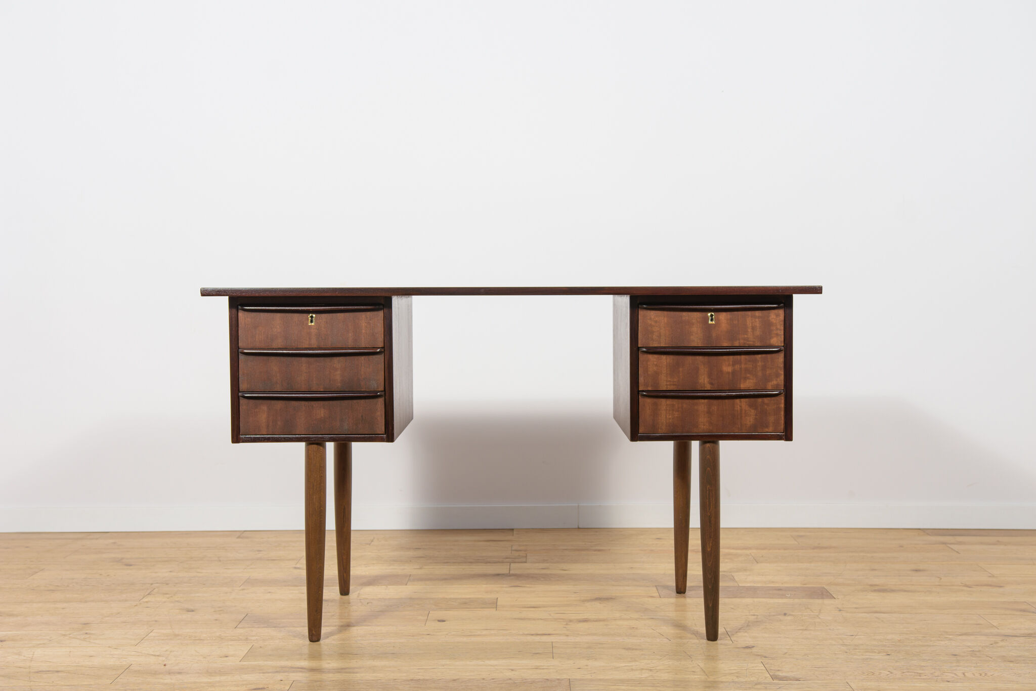 Mid-Century Compact Freestanding Desk, Denmark, 1960s