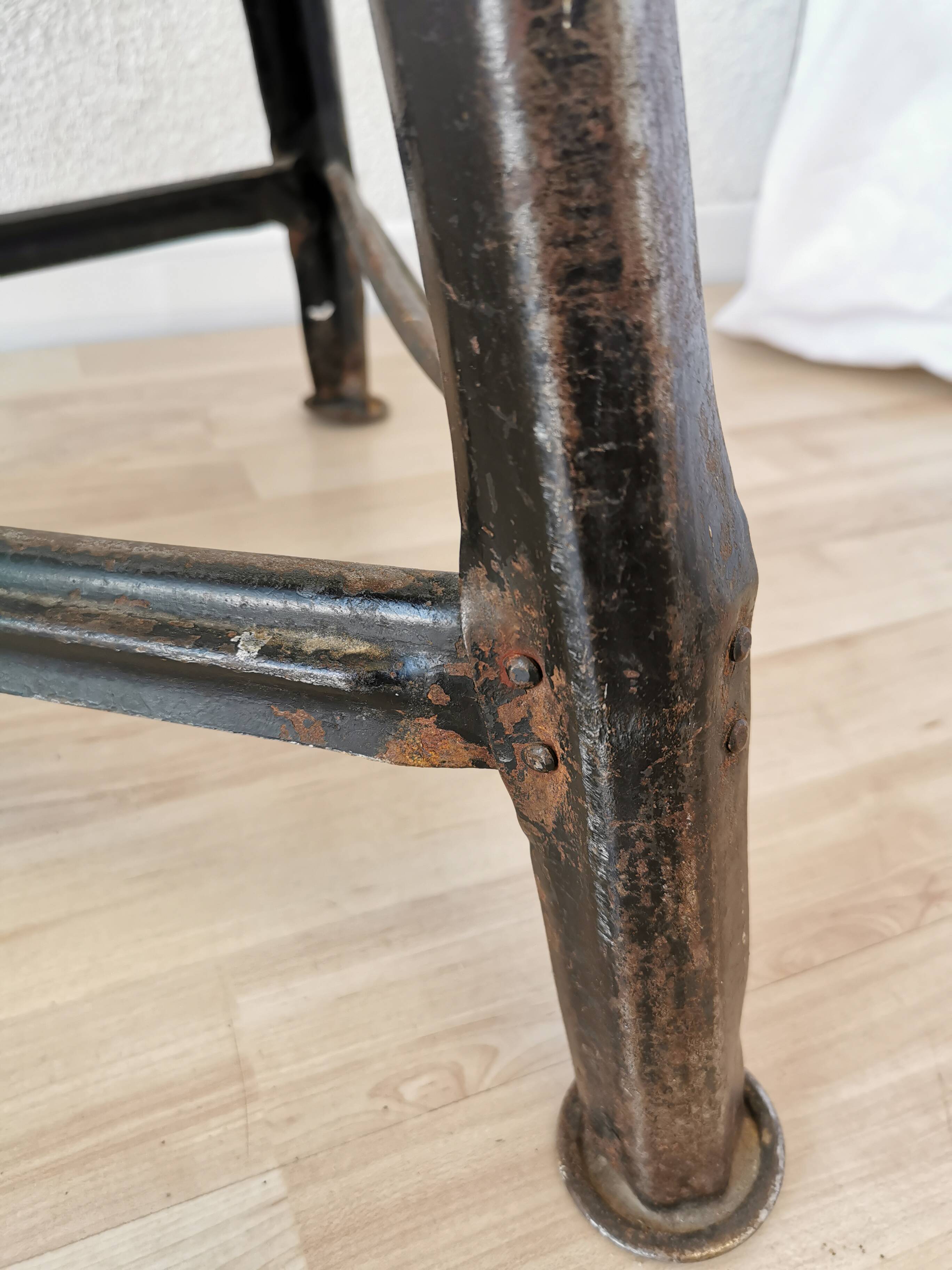 Tabouret de bar industriel vintage en bois et métal